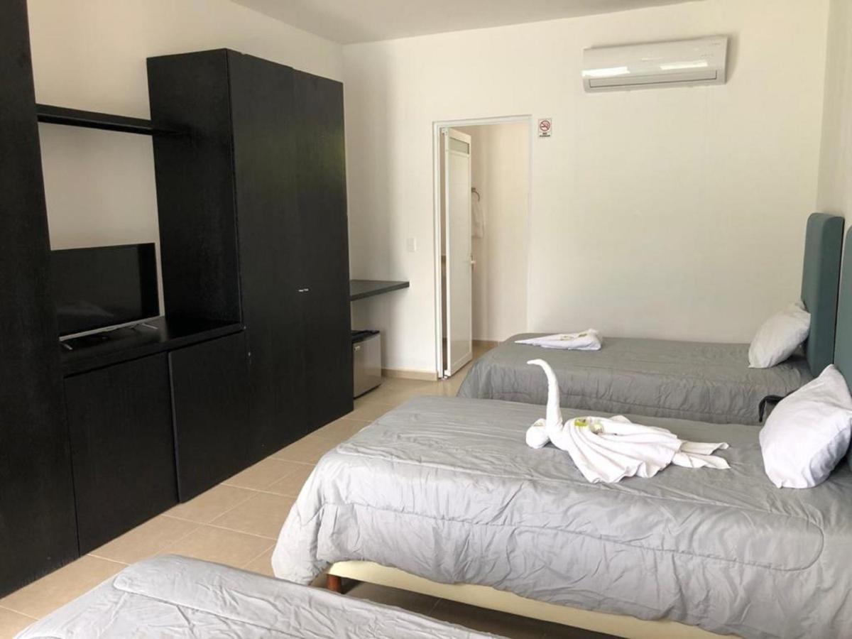 Cancun Tennis Inn แคนคูน ภายนอก รูปภาพ