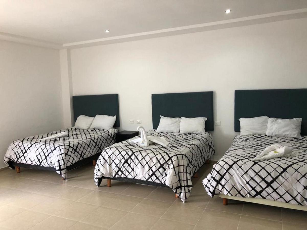 Cancun Tennis Inn แคนคูน ภายนอก รูปภาพ